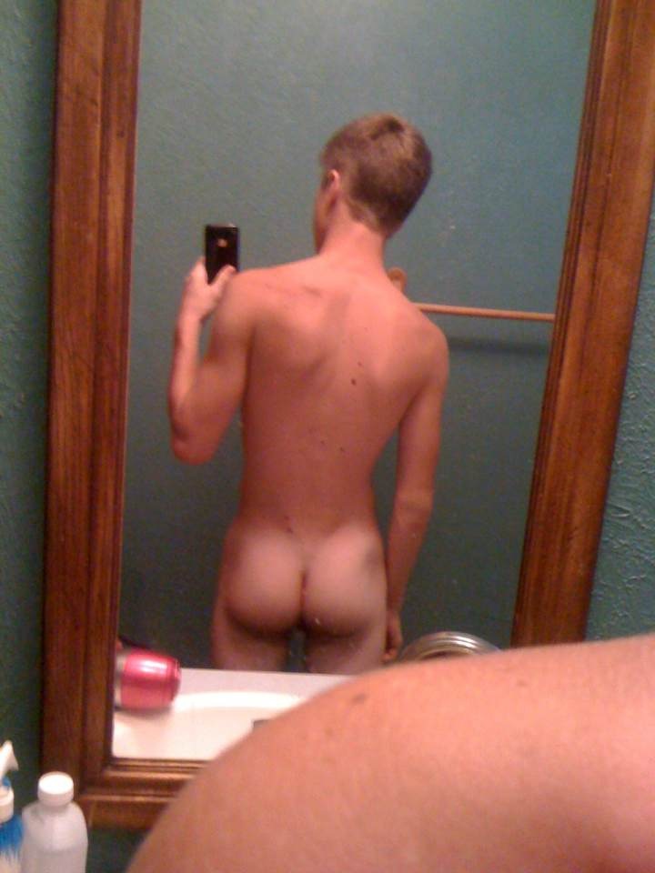 selfpic blonde teen selfpic blonde teen